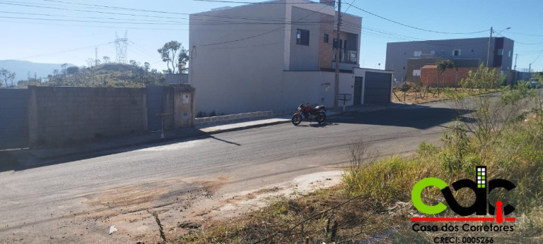 Imagem Terreno à Venda, 495 m² em Jardim Bandeirantes - Poços De Caldas Imagem Terreno à Venda, 495 m² em Jardim Bandeirantes - Poços De Caldas
