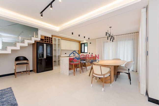 Imagem Casa com 3 Quartos à Venda, 172 m² em Santa Felicidade - Curitiba