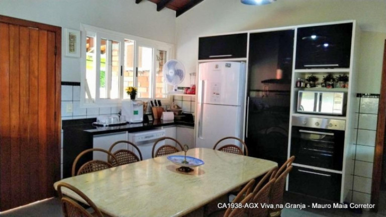 Imagem Casa com 4 Quartos à Venda, 3.200 m² em Chácara Dos Lagos - Carapicuíba Imagem Casa com 4 Quartos à Venda, 3.200 m² em Chácara Dos Lagos - Carapicuíba