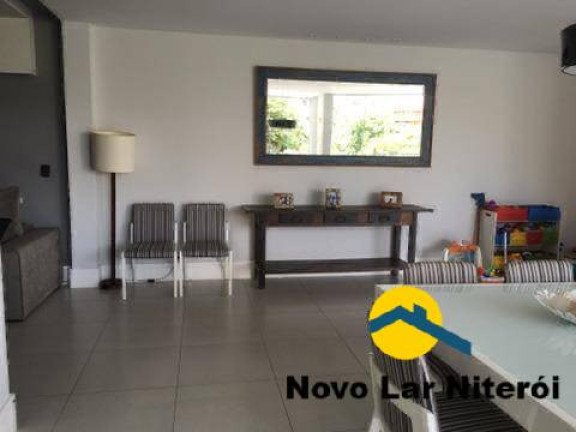 Imagem Casa com 4 Quartos à Venda, 400 m² em Sapê - Niterói