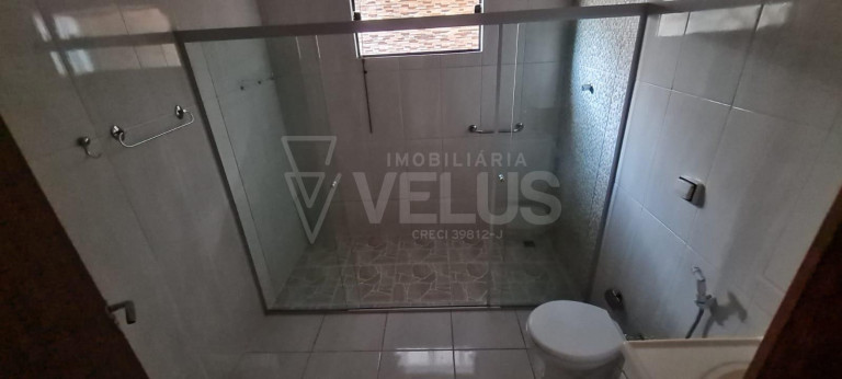 Imagem Casa com 1 Quarto à Venda, 225 m² em Jardim Shangrila - Itapetininga