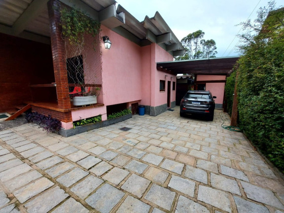 Imagem Casa com 4 Quartos à Venda, 574 m² em Granja Guarani - Teresópolis