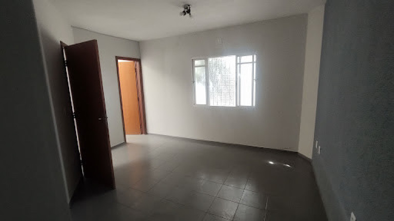 Imagem Casa com 6 Quartos à Venda, 211 m² em Jardim Santa Rosália - Sorocaba