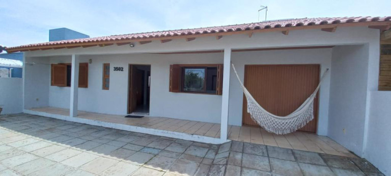 Imagem Casa com 2 Quartos à Venda, 120 m² em Capão Novo - Capao Da Canoa