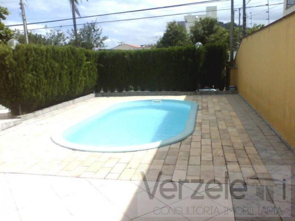 Imagem Casa com 4 Quartos para Temporada, 250 m² em Nações - Balneário Camboriú