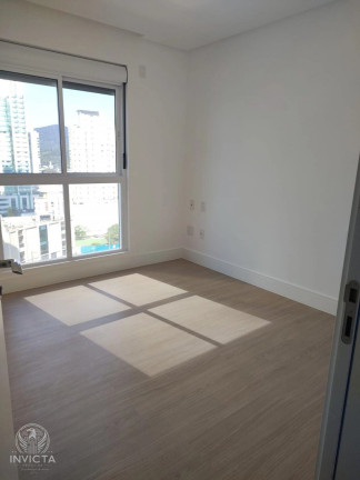 Imagem Apartamento com 4 Quartos à Venda, 151 m² em Centro - Balneário Camboriú Imagem Apartamento com 4 Quartos à Venda, 151 m² em Centro - Balneário Camboriú