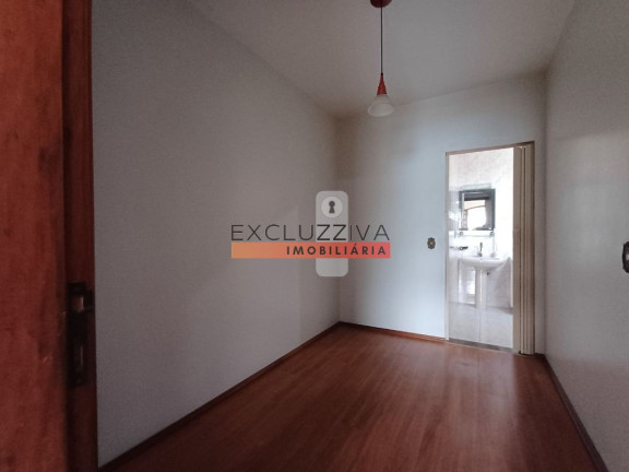 Imagem Sobrado com 4 Quartos à Venda, 300 m² em Centro - Taubaté