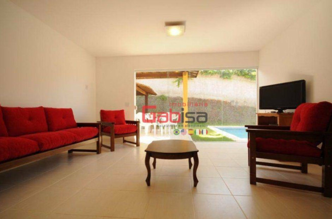 Imagem Casa com 4 Quartos à Venda, 300 m² em Ferradura - Armação Dos Búzios Imagem Casa com 4 Quartos à Venda, 300 m² em Ferradura - Armação Dos Búzios