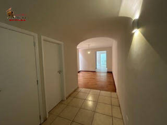 Casa com 3 Quartos para Alugar, 250 m² em Brooklin - São Paulo