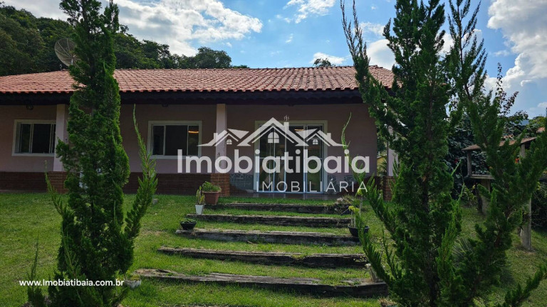 Imagem Chácara com 4 Quartos à Venda, 1.000 m² em Centro - Joanópolis Imagem Chácara com 4 Quartos à Venda, 1.000 m² em Centro - Joanópolis