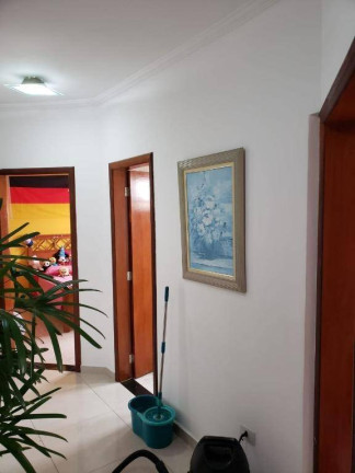 Imagem Casa com 3 Quartos à Venda, 230 m² em Residencial Estoril - Taubaté Imagem Casa com 3 Quartos à Venda, 230 m² em Residencial Estoril - Taubaté