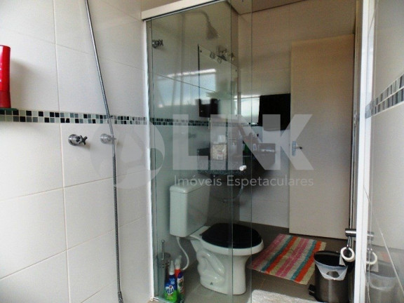 Imagem Casa com 3 Quartos à Venda, 183 m² em Jardim Itu - Porto Alegre Imagem Casa com 3 Quartos à Venda, 183 m² em Jardim Itu - Porto Alegre