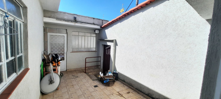 Imagem Casa com 3 Quartos à Venda, 191 m² em Nossa Sra. Aparecida - Poços De Caldas