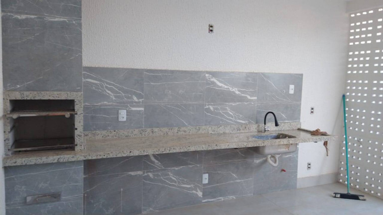 Imagem Casa com 2 Quartos à Venda, 180 m² em Jardim Miramar - Aparecida De Goiânia
