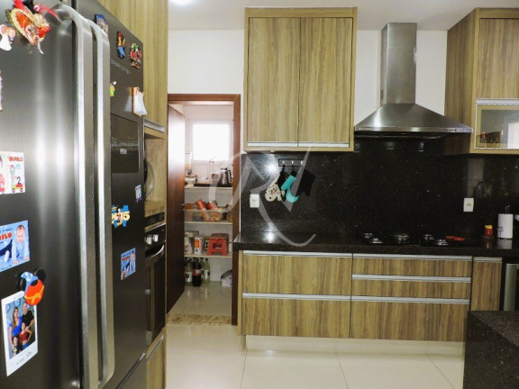 Imagem Sobrado com 4 Quartos à Venda,  em Condomínio Residencial Mirante Do Vale - Jacareí