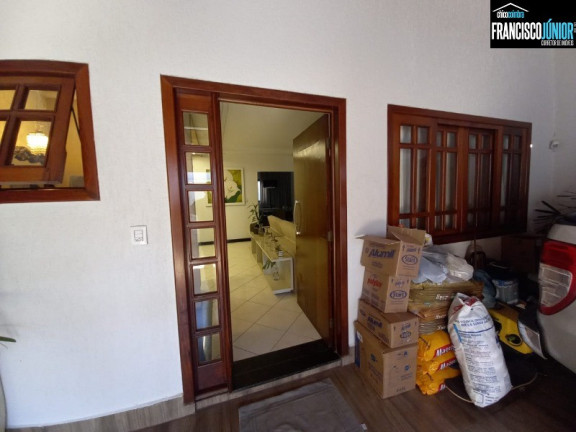 Imagem Casa com 3 Quartos à Venda, 210 m² em Setor Aeroporto - Goiânia