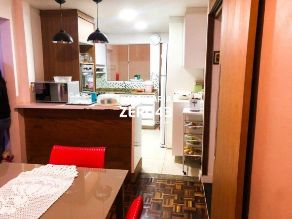 Imagem Casa com 4 Quartos à Venda, 140 m² em Parque Residencial Joaquim Toledo Piza - Londrina