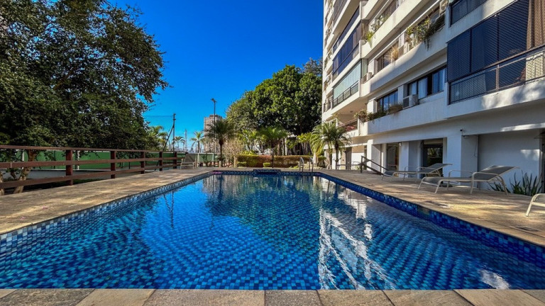 Imagem Apartamento com 4 Quartos à Venda, 261 m² em Vila Morumbi - São Paulo