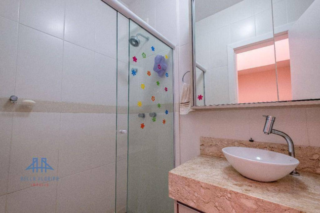Imagem Casa com 3 Quartos à Venda, 148 m² em Sambaqui - Florianópolis Imagem Casa com 3 Quartos à Venda, 148 m² em Sambaqui - Florianópolis