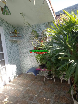 Imagem Casa com 2 Quartos à Venda,  em Jardim Casa Branca - Caraguatatuba