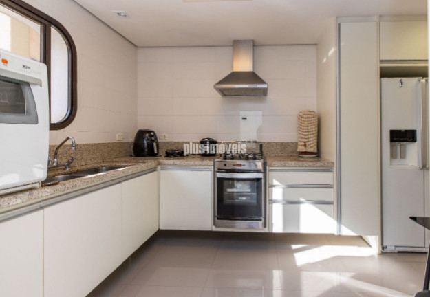 Imagem Apartamento com 3 Quartos à Venda, 120 m² em Moema - São Paulo Imagem Apartamento com 3 Quartos à Venda, 120 m² em Moema - São Paulo