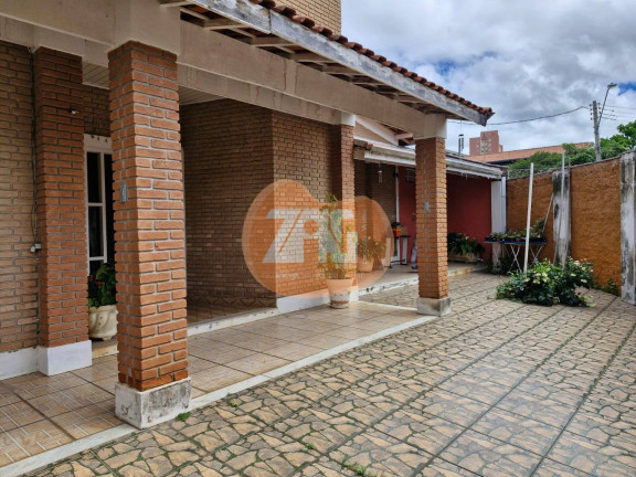 Casa com 3 Quartos à Venda, 196 m² em Vila Nossa Senhora Das Graças - Taubaté
