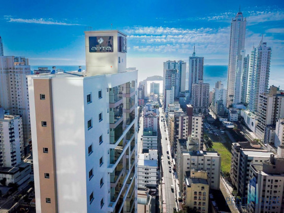Imagem Apartamento com 3 Quartos à Venda, 135 m² em Centro - Balneário Camboriú