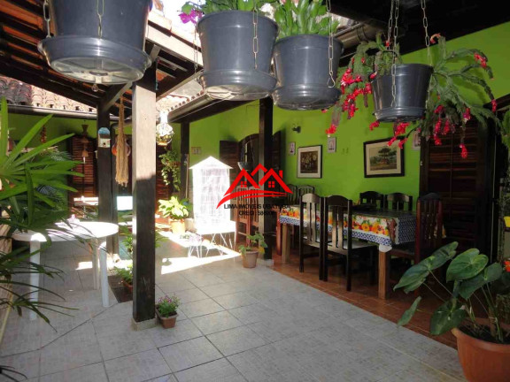 Imagem Casa com 7 Quartos à Venda, 175 m² em Itaguá - Ubatuba Imagem Casa com 7 Quartos à Venda, 175 m² em Itaguá - Ubatuba