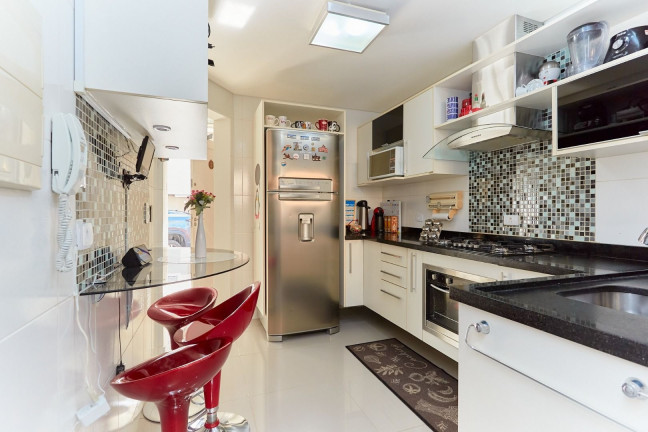 Imagem Casa com 4 Quartos à Venda, 180 m² em Portão - Curitiba