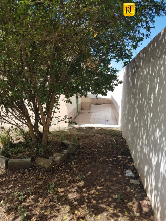 Imagem Casa com 1 Quarto à Venda, 50 m² em Vila Canaã - Araruama Imagem Casa com 1 Quarto à Venda, 50 m² em Vila Canaã - Araruama