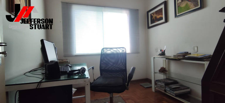 Imagem Casa com 3 Quartos à Venda, 300 m² em Centro - Guaratinguetá Imagem Casa com 3 Quartos à Venda, 300 m² em Centro - Guaratinguetá