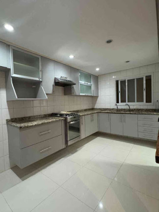 Imagem Casa com 3 Quartos à Venda, 165 m² em Tamboré 06 - Santana De Parnaíba