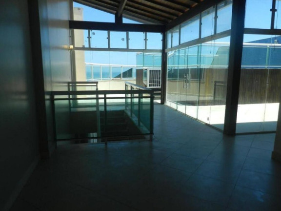 Imagem Imóvel com 3 Quartos à Venda, 477 m² em Praia Campista - Macaé Imagem Imóvel com 3 Quartos à Venda, 477 m² em Praia Campista - Macaé