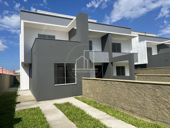 Casa com 3 Quartos à Venda, 185 m² em São João Do Rio Vermelho - Florianópolis