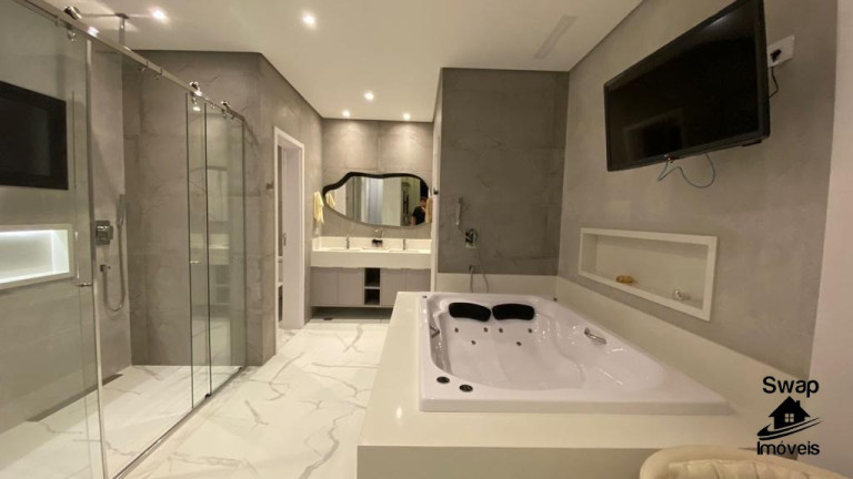 Imagem Casa com 6 Quartos à Venda, em Riviera - Bertioga Imagem Casa com 6 Quartos à Venda, em Riviera - Bertioga