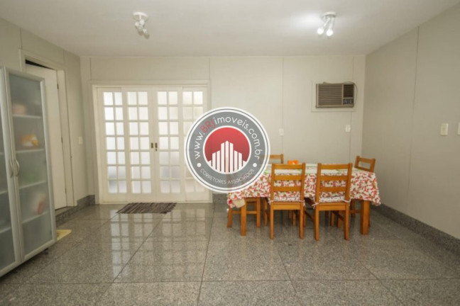 Imagem Casa com 4 Quartos à Venda, 750 m² em Barra Da Tijuca - Rio De Janeiro Imagem Casa com 4 Quartos à Venda, 750 m² em Barra Da Tijuca - Rio De Janeiro