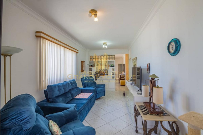 Imagem Apartamento com 3 Quartos à Venda, 153 m² em Centro - Balneário Camboriú Imagem Apartamento com 3 Quartos à Venda, 153 m² em Centro - Balneário Camboriú