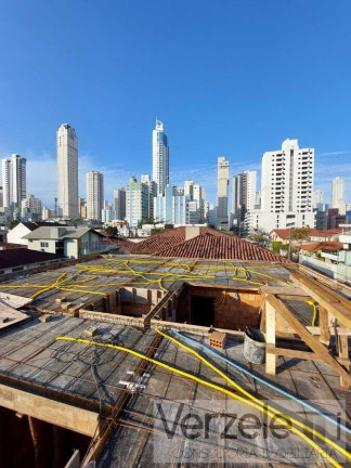 Imagem Casa com 3 Quartos à Venda, 180 m² em Centro - Balneário Camboriú