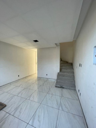 Imagem Sobrado com 2 Quartos à Venda, 55 m² em Maracanã - Praia Grande Imagem Sobrado com 2 Quartos à Venda, 55 m² em Maracanã - Praia Grande