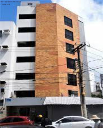 Sala Comercial à Venda, 31 m² em Itaigara - Salvador