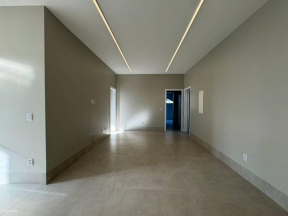 Imagem Casa com 5 Quartos à Venda, 402 m² em Residencial Alphaville Flamboyant - Goiânia Imagem Casa com 5 Quartos à Venda, 402 m² em Residencial Alphaville Flamboyant - Goiânia
