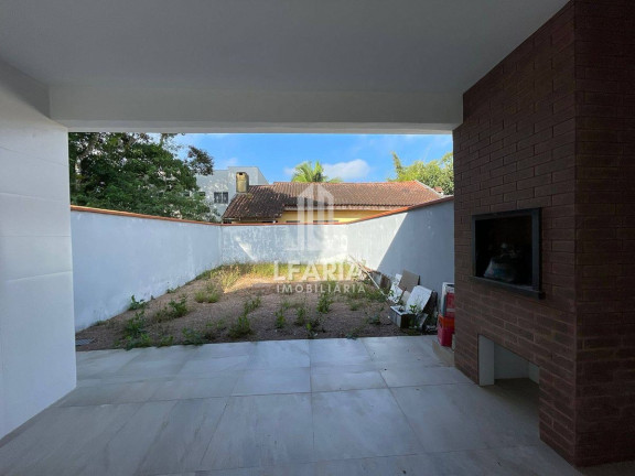 Imagem Casa com 3 Quartos à Venda, 60 m² em Cambiju - Itapoá