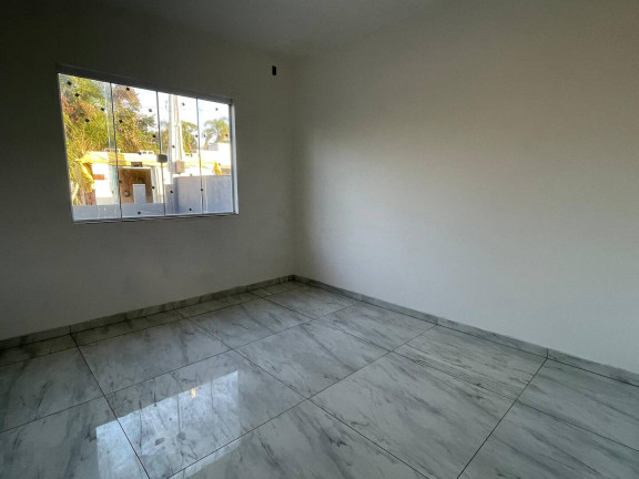 Imagem Casa à Venda, em Barra Velha Imagem Casa à Venda, em Barra Velha