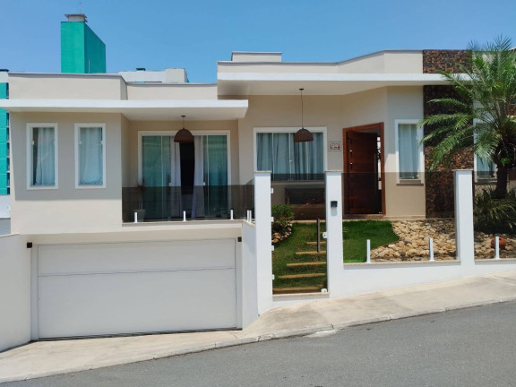 Imagem Casa com 3 Quartos à Venda, 263 m² em Centro - Barra Velha Imagem Casa com 3 Quartos à Venda, 263 m² em Centro - Barra Velha