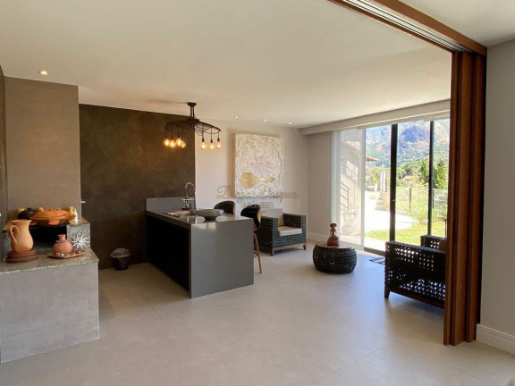Imagem Casa com 3 Quartos à Venda, 399 m² em Panorama - Teresópolis Imagem Casa com 3 Quartos à Venda, 399 m² em Panorama - Teresópolis