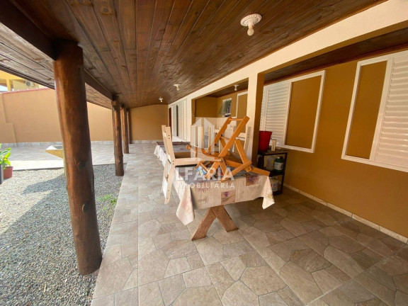 Imagem Casa com 5 Quartos à Venda, 179 m² em Itapema Do Saí - Itapoá