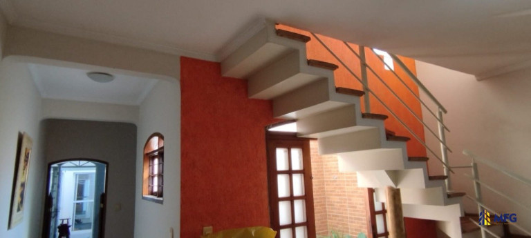 Sobrado com 3 Quartos à Venda, 125 m² em Vila Barcelona - Sorocaba