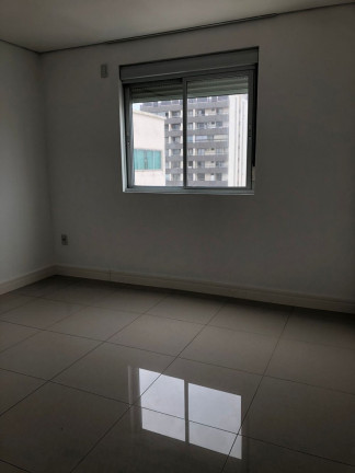 Imagem Apartamento com 3 Quartos para Alugar, 129 m² em Centro - Balneário Camboriú Imagem Apartamento com 3 Quartos para Alugar, 129 m² em Centro - Balneário Camboriú