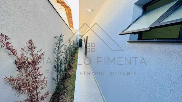 Imagem Casa com 3 Quartos à Venda, 300 m² em Bolsão Vila Moleta - Valinhos