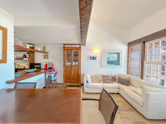 Imagem Casa com 4 Quartos à Venda, 180 m² em Geribá - Armação Dos Búzios
